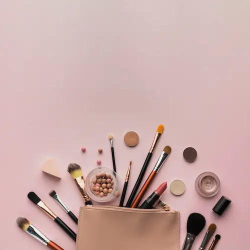 Get Beautiful Makeup for Minimalists Without Breaking the Bank!